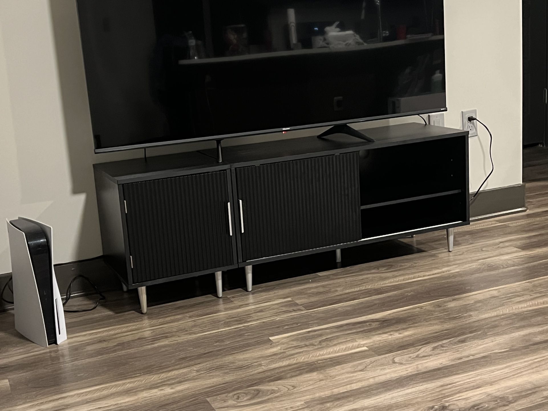 Black TV stand 