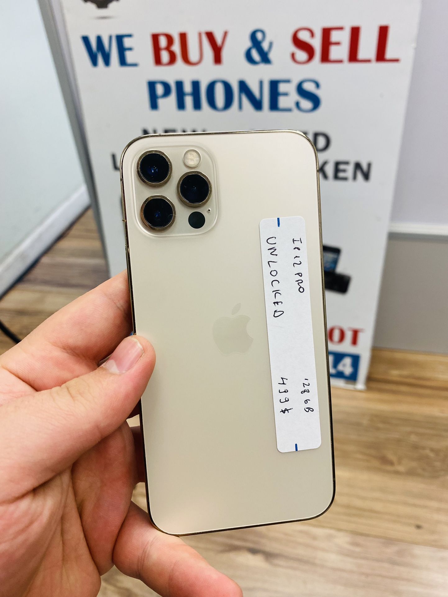 iPhone 12 Pro Unlocked/128gb for Sale in Middletown, CT OfferUp