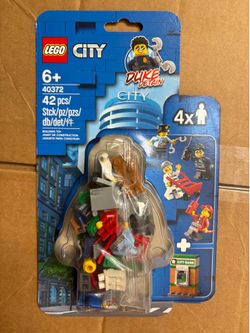 LEGO City 40372 Police Minifigure Accessory Set Blister Pack