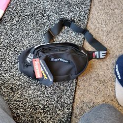 Supreme Fanny Pack 