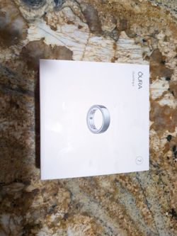 Oura Ring 4 Unopened box