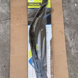 AVS 4Runner Ventshade