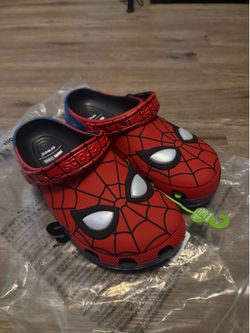 Spiderman crocs size 9 Men’s