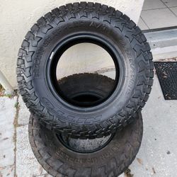 Lt285-75-17 Nitto 2 Tires