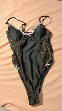 Swim suit