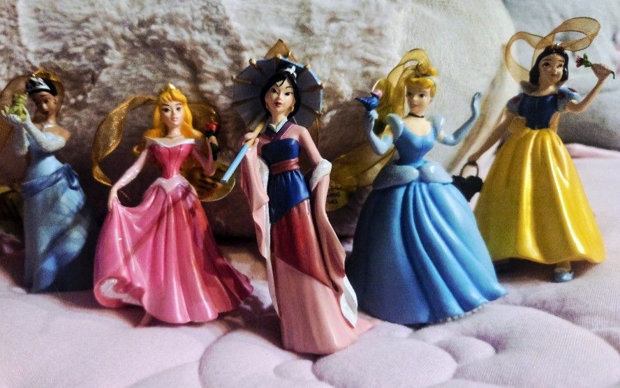 Danbury Mint Limited Edition Disney Princesses Ornaments.