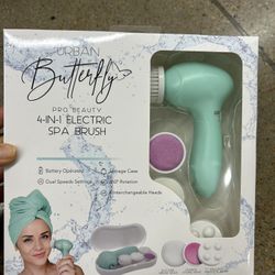 NWT 4-in-1 Electric SPA brush set
