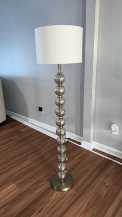 Floor lamp