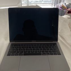 MacBook Pro  i5 13inch 