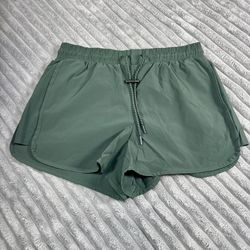 Avalanche Women’s Workout Shorts Size Medium Green NWOT