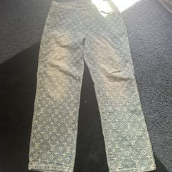 Louie V ✅AUTHENTIC✅