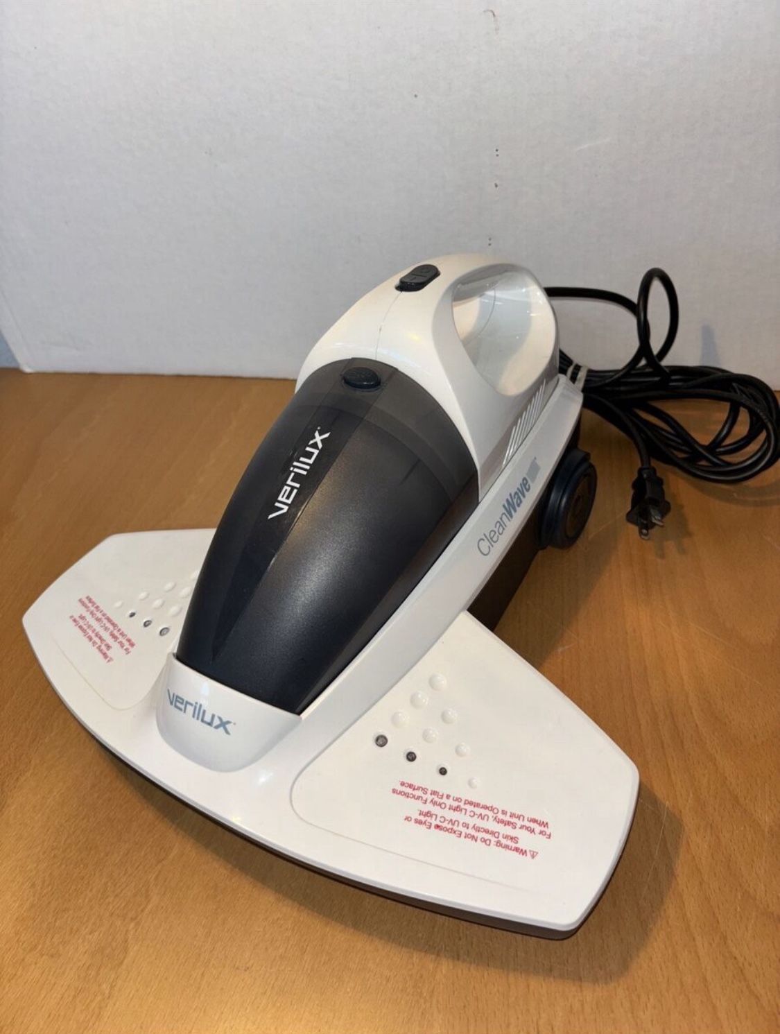 Verilux CLEAN WAVE VH07WW1 UV-C Sanitizing Furniture & Bed Portable Vacuum $30