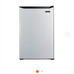 Magic Chef 4.5 cu. ft. Mini Fridge with True Freezer – Stainless Look