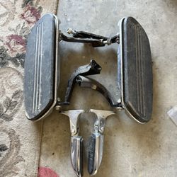 Harley Touring Streamliner Floor Boards And Passenger Pegs 