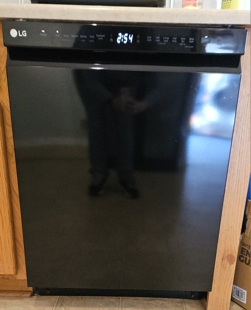 Dishwasher Black