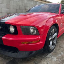 Ford Mustang GT 