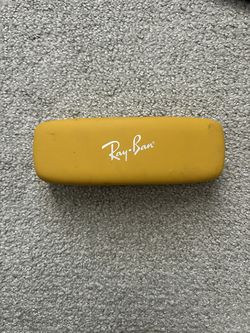 Ray an Glasses Case