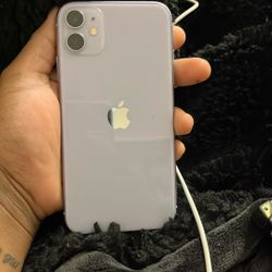 iPhone 11  (carrier Unlocked)