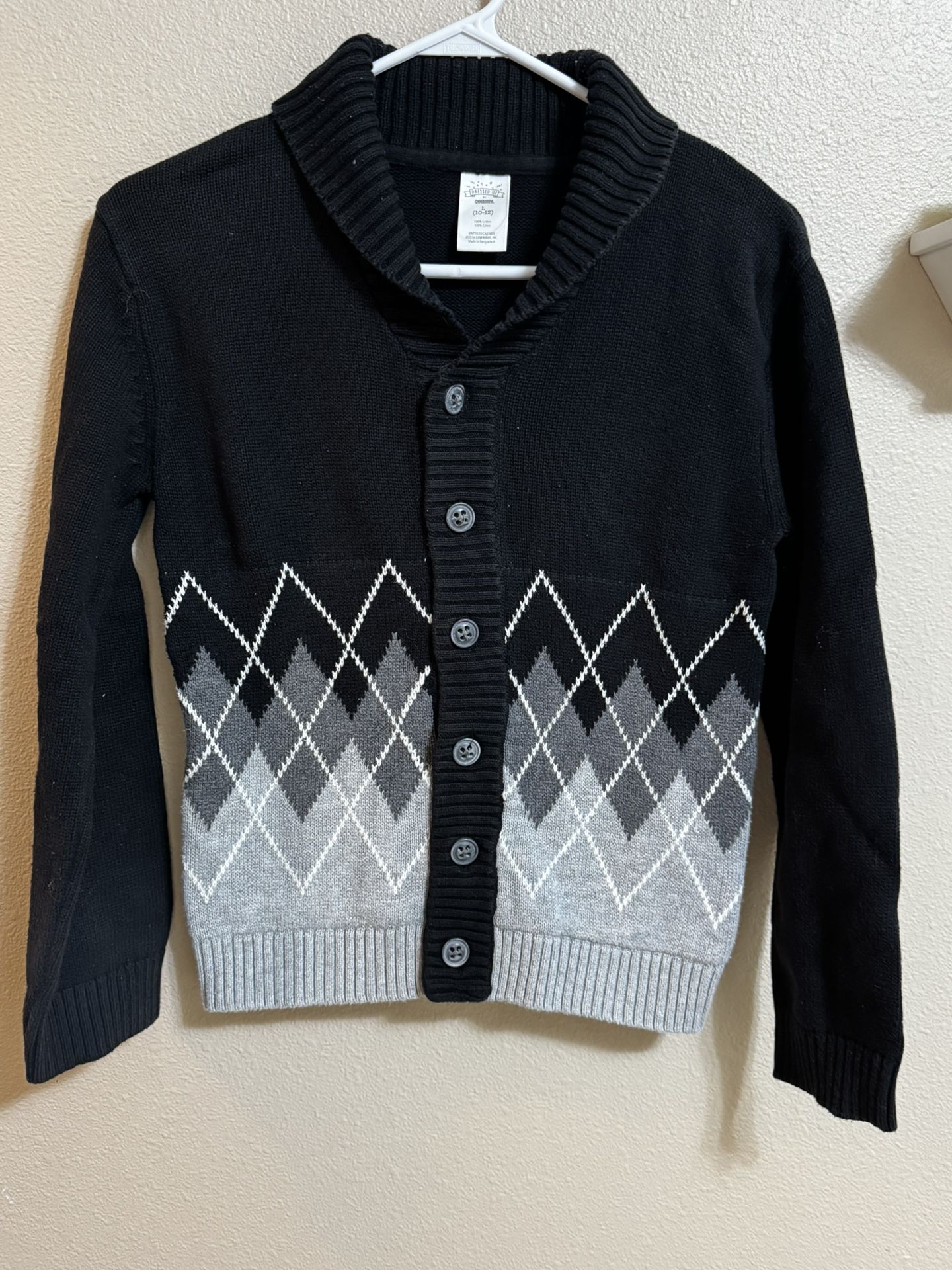 Size L (10-12) Boys Shawl Button Up Sweater With Argyle Pattern (100% Cotton)