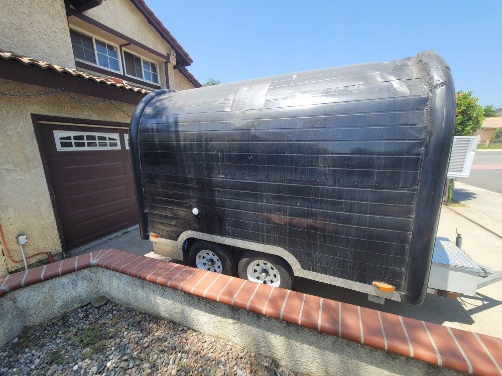 Trailer