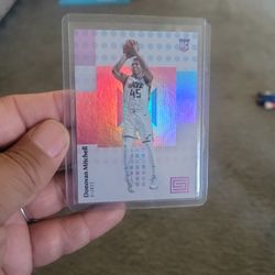 Donovan Mitchell Status Rookie Basketball Card
