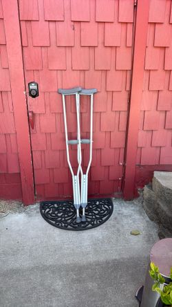 Adjustable Crutches