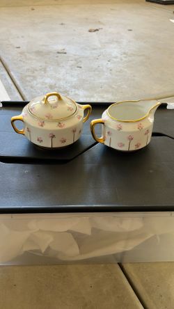 Sugar And Creamer China Set With Gold Bottom