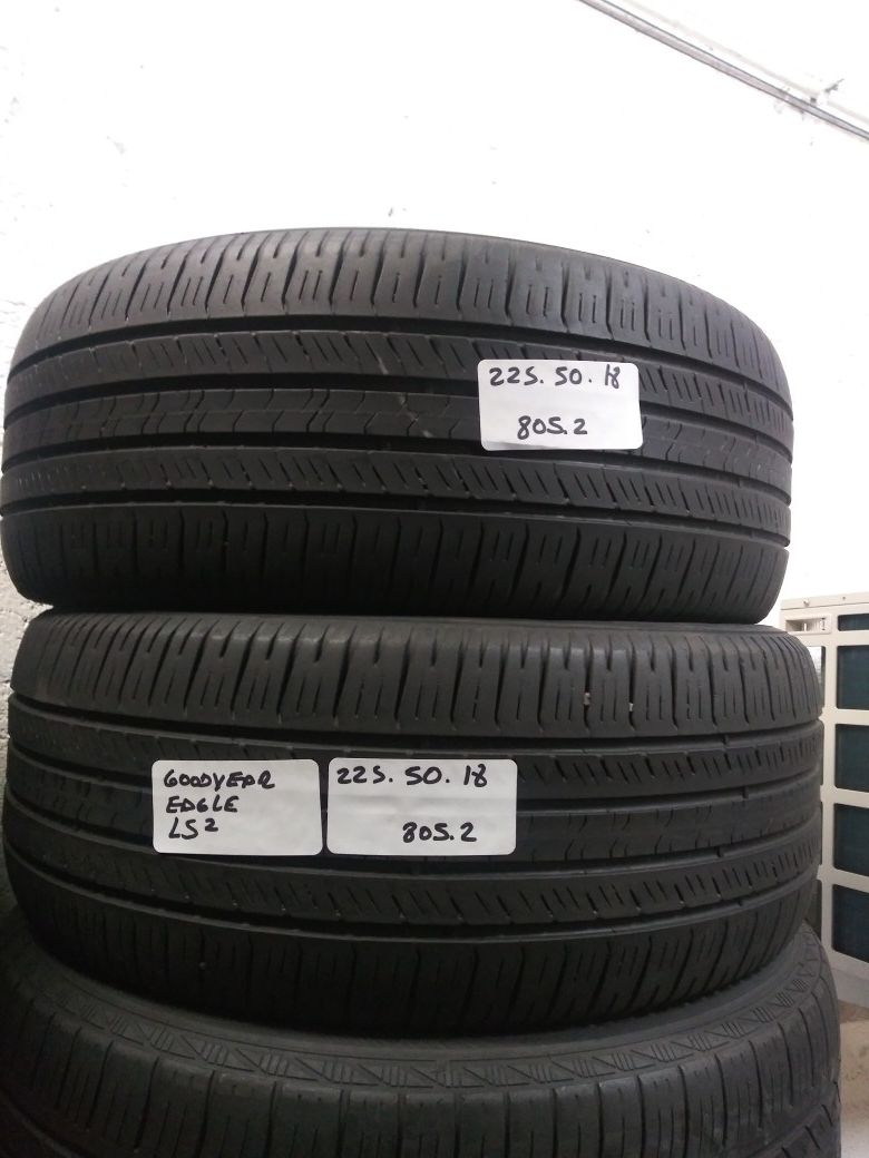 225/50R18 GOODYEAR EAGLE LS2 GRAND TOURING 95H 225 50 18 USED PAIR
