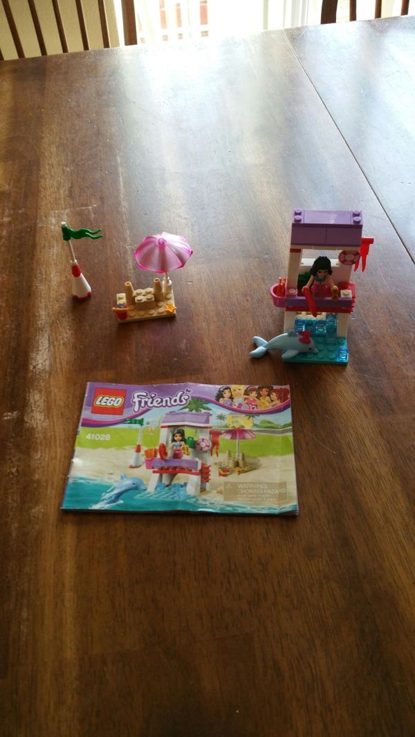 Lego Friends Vet Ambulance Lifeguard Post Mias Puppy House For