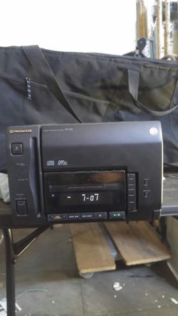 Pioneer PD-F51 50-Disc CD Changer - Black