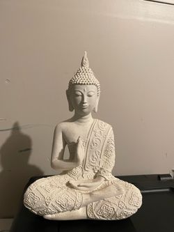 White Buddha Statue Decorative Figurine