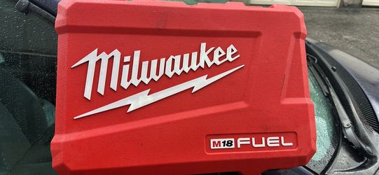 Milwaukee Case