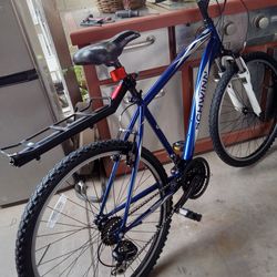 NICE BIKE SCHWINN mirana tires size 26 ready to ride