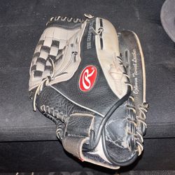 Rawlings Softball Glove (13 1/2”