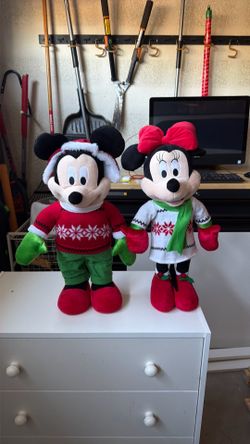 Disney Mickey & Minnie Christmas Plush Set - Large - Excellent Condition