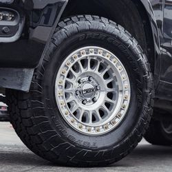 KMC IMS Machined 18" 6x5.5 In stock