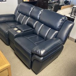Stunning Reclining Loveseat! $599! Last One! Floor Model! 💙📲📦 