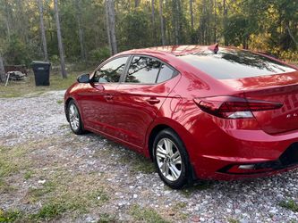 2019 Hyundai Elantra