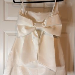 White Dreas for Sale