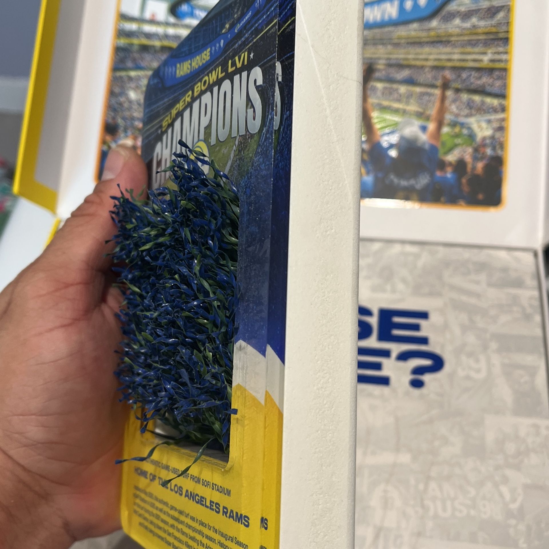 Los Angeles Rams 2022 Season Ticket Holder Gift Box. Super Bowl Hat & Sofi Turf