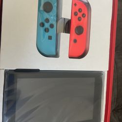 Nintendo Switch 