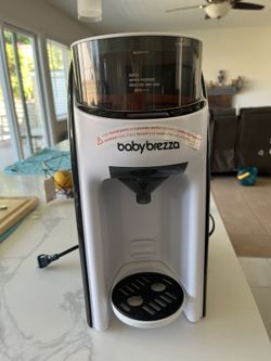 Baby Brezza formula maker