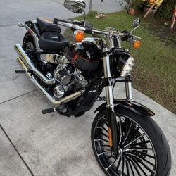 Harley Davidson Breakout 117