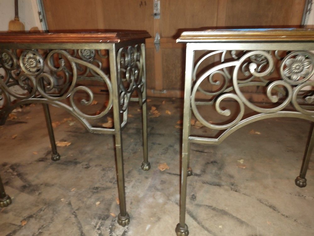 Two Matching End Tables 