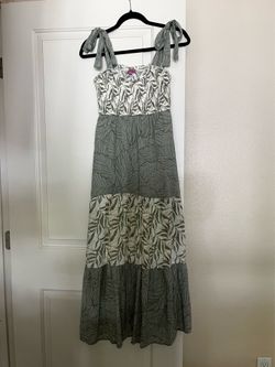 Francesca’s Sage Green Botanical Maxi Dress | Pockets | Tie Straps | Smocked Bodice | Size S