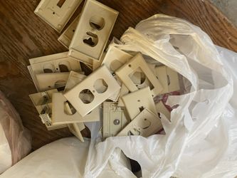 Electric Switch And Outlet Cover Plates .