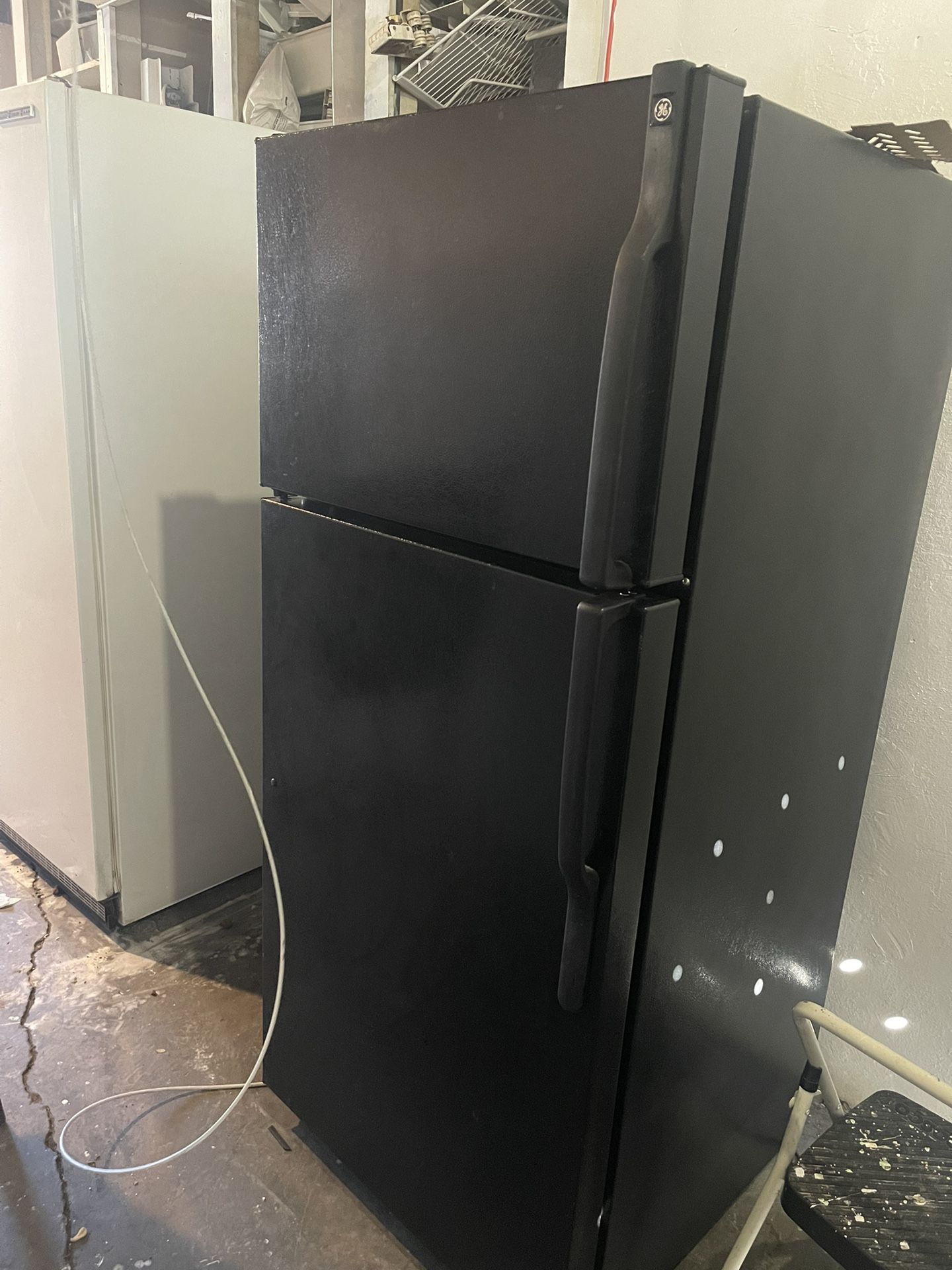 Refrigerator with ice maker works great. We sell all the time. Delivery Extra