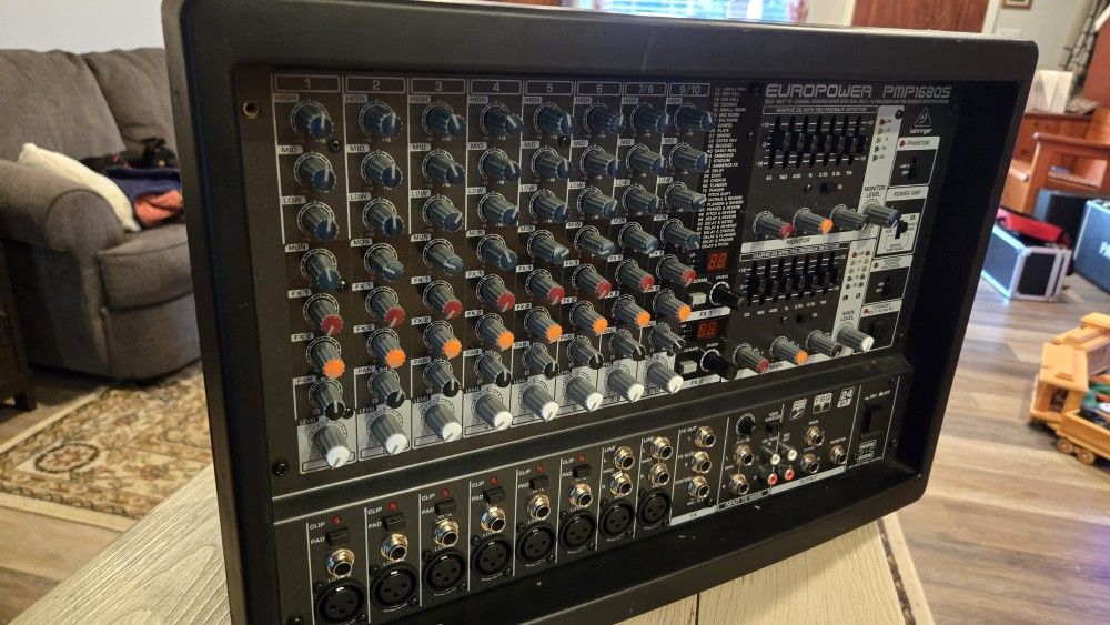PMP1680s 8 Channel Powered Mixer from Behringer for Sale in Tacoma, WA ...
