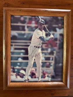 HOF KEN GRIFFEY JR autographed 8x10