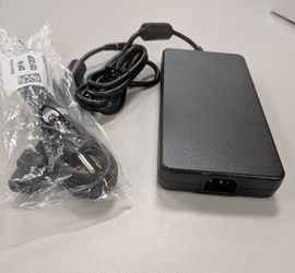 AC adapter for Dell laptops